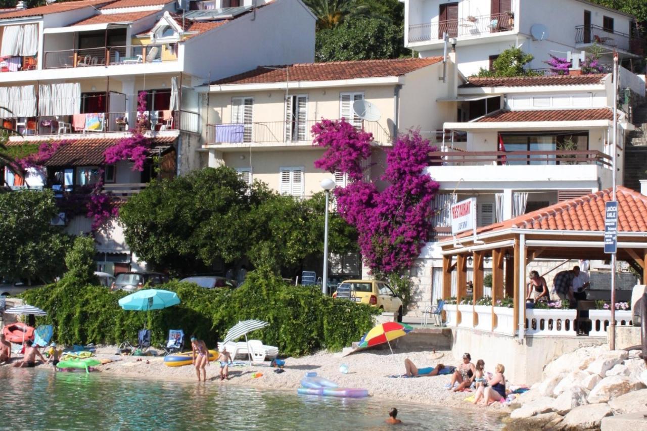 Apartments By The Sea Podgora, Makarska - 6787 エクステリア 写真